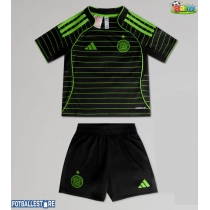 Celtic Bortedraktsett Barn 2025-26 Kortermet (+ Korte bukser)